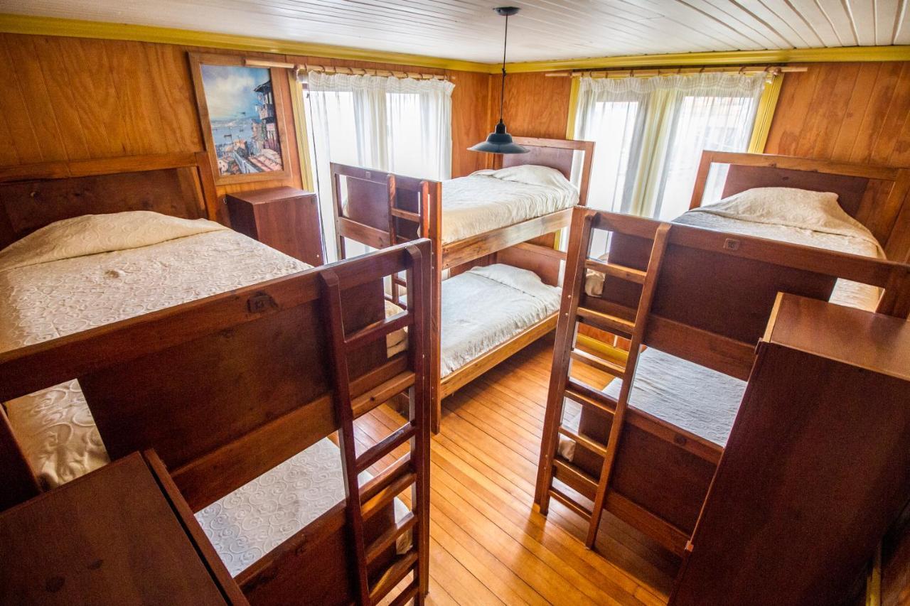 13 Lunas Hostel Ancud Extérieur photo